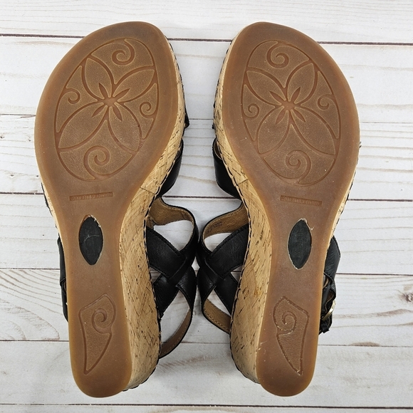Born Womens Sandal Size 11 Wedge Heel Cork Platform‎ Black Leather Straps D65403 - Picture 10 of 10